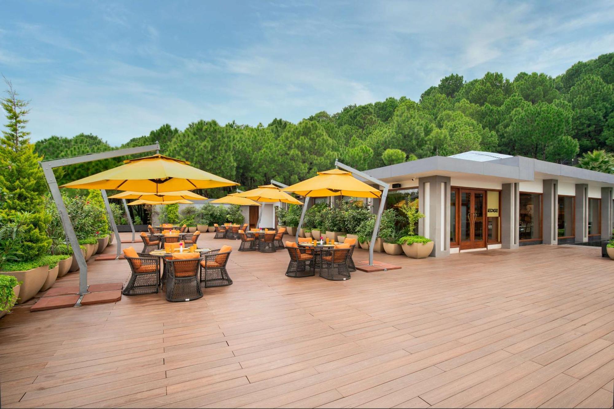 Radisson Blu Resort 达兰萨拉 外观 照片